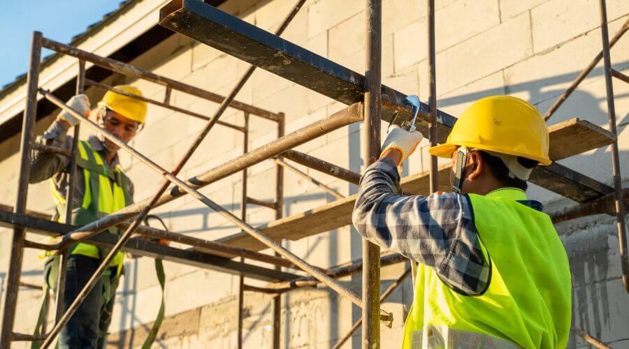 Professional residential roofers in Randlett, UT